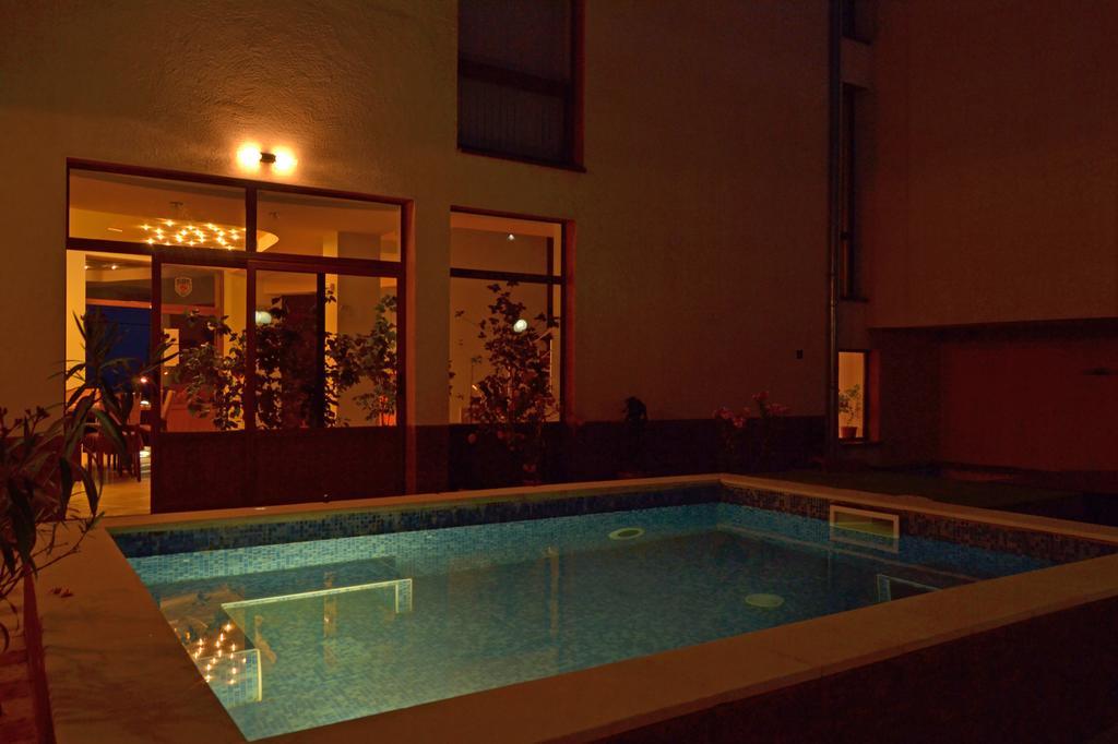 Svetlana Hotel Byala  Dış mekan fotoğraf